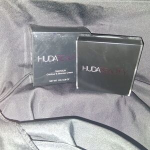 HUDA BEAUTY Tantour Countour & Bronzer